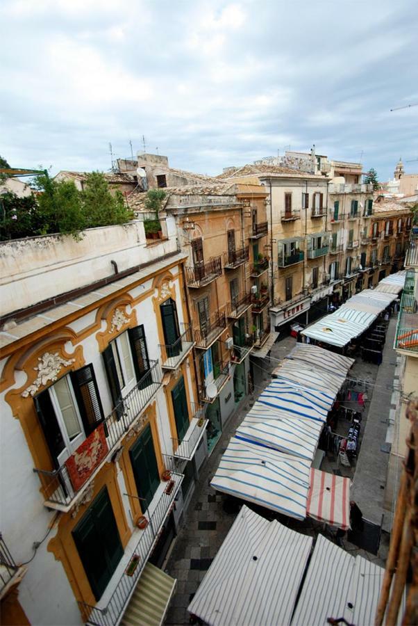 Maqueda331 Apartment Palermo Bagian luar foto